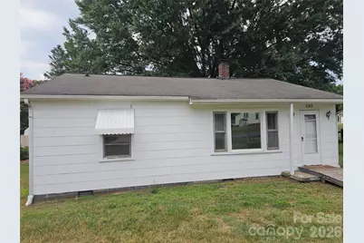 1515 16th Avenue NE, Hickory, NC 28601 - Photo 2