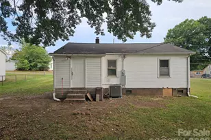 1515 16th Ave NE, Hickory, NC 28601 - Photo 18