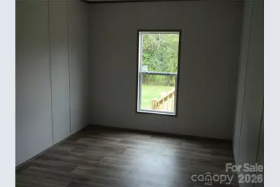 3944 Hollywood Ridge Road NE, Lenoir, NC 28645 - Photo 18
