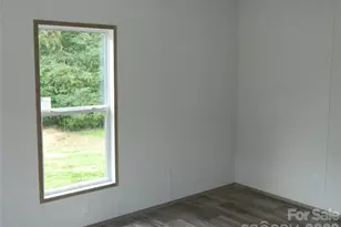 3944 Hollywood Ridge Road NE, Lenoir, NC 28645 - Photo 12