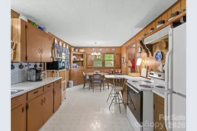 198 Florida Hill Drive, Green Mountain, NC 28740 - Photo 22