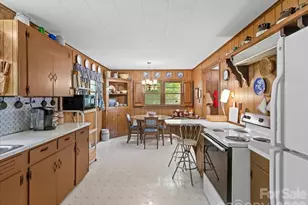 198 Florida Hill Dr, Green Mountain, NC 28740 - Photo 22