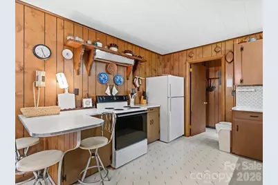 198 Florida Hill Drive, Green Mountain, NC 28740 - Photo 20
