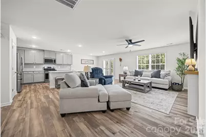 1183 Blackburn Circle #148, Edgemoor, SC 29712 - Photo 4