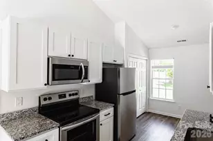 5423 Timbertop Ln, Charlotte, NC 28215 - Photo 16