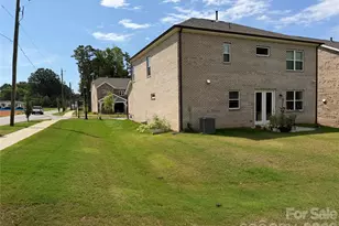 5002 Kinsbridge Dr, Mint Hill, NC 28227 - Photo 4