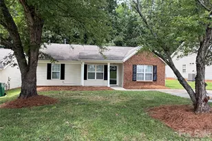 2502 Hemby Woods Dr, Charlotte, NC 28262 - Photo 1