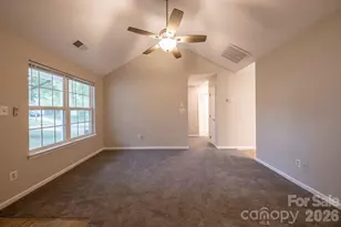2502 Hemby Woods Dr, Charlotte, NC 28262 - Photo 4