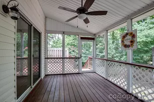 9406 Golden Pond Dr, Charlotte, NC 28269 - Photo 32