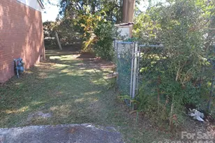 806 Brunson St, Florence, SC 29506 - Photo 8