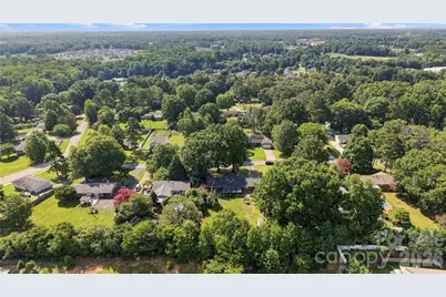 323 Meadowbrook Drive, Matthews, NC 28104 - Photo 32