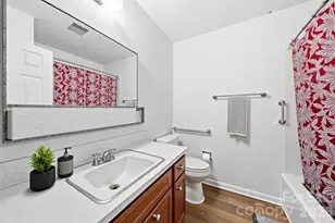 323 Meadowbrook Dr, Matthews, NC 28104 - Photo 14