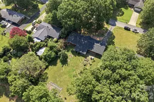 323 Meadowbrook Dr, Matthews, NC 28104 - Photo 34