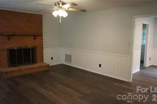 10000 Ridgemore Dr, Charlotte, NC 28277 - Photo 6