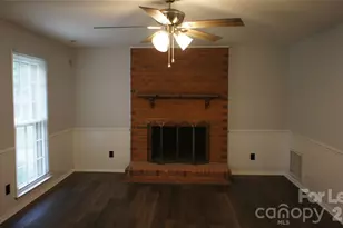 10000 Ridgemore Dr, Charlotte, NC 28277 - Photo 4