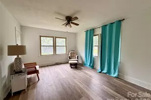 2475 Shelton Ave, Statesville, NC 28677 - Photo 4