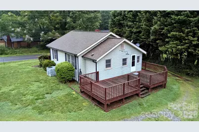 2475 Shelton Avenue, Statesville, NC 28677 - Photo 2