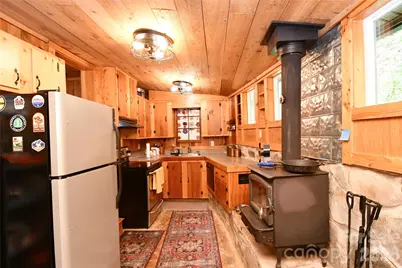 33 Tennis Court Road, Burnsville, NC 28714 - Photo 24