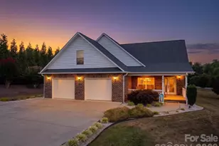 100 Rivercliff Dr, Hudson, NC 28638 - Photo 1