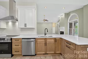 5773 Long Bay Dr, Granite Falls, NC 28630 - Photo 18