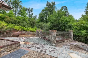 275 Hubbard Holw Rd, Rosman, NC 28772 - Photo 14