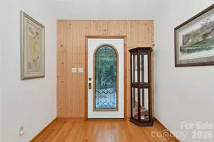 275 Hubbard Holw Rd, Rosman, NC 28772 - Photo 18