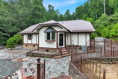 275 Hubbard Hollow Road, Rosman, NC 28772 - Photo 12