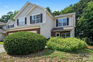 8451 Carolina Lily Ln, Charlotte, NC 28262 - Photo 2