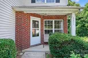 8451 Carolina Lily Ln, Charlotte, NC 28262 - Photo 4