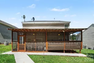 8920 Red Clay Ln, Charlotte, NC 28269 - Photo 24