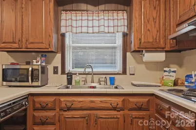 112 Annadelle Avenue, Bessemer City, NC 28016 - Photo 4