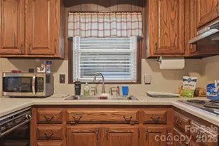 112 Annadelle Ave, Bessemer City, NC 28016 - Photo 4