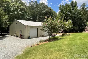 6334 Griffin Rd, Lancaster, SC 29720 - Photo 12