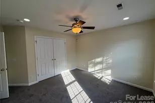 10822 Chamberlain Hall Ct, Charlotte, NC 28277 - Photo 6