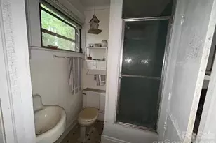 129 Pine St, Rutherfordton, NC 28139 - Photo 14