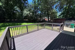 549 Manhasset Rd, Charlotte, NC 28209 - Photo 4