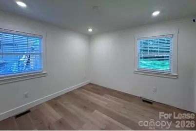 549 Manhasset Road, Charlotte, NC 28209 - Photo 12