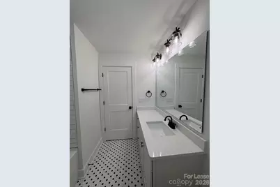 549 Manhasset Road, Charlotte, NC 28209 - Photo 34