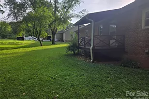 2553 Hickory Hwy, Statesville, NC 28677 - Photo 14