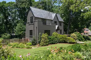 21 Lynwood Rd, Asheville, NC 28804 - Photo 2