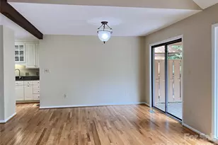 25 Village Dr, Asheville, NC 28803 - Photo 8
