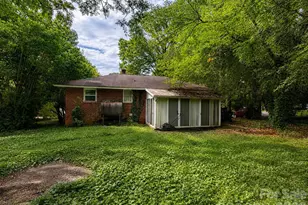 139 Southwold Dr, Charlotte, NC 28217 - Photo 2