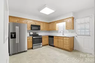 2500 Round Table Rd, Monroe, NC 28110 - Photo 8