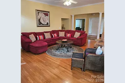 4022 Meadowview Hills Drive, Charlotte, NC 28269 - Photo 14