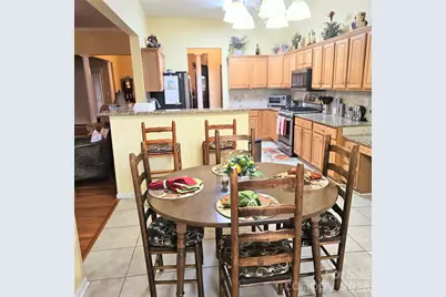 4022 Meadowview Hills Drive, Charlotte, NC 28269 - Photo 16