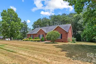 3656 Woodgreen Dr, Lincolnton, NC 28092 - Photo 4