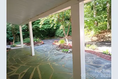 403 N Cannon Boulevard, Kannapolis, NC 28083 - Photo 10