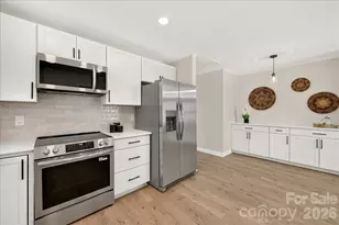 2000 Lawton Bluff Rd, Charlotte, NC 28226 - Photo 16
