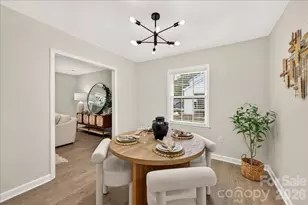 2000 Lawton Bluff Rd, Charlotte, NC 28226 - Photo 4