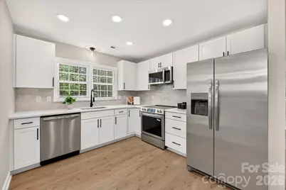 2000 Lawton Bluff Road, Charlotte, NC 28226 - Photo 14